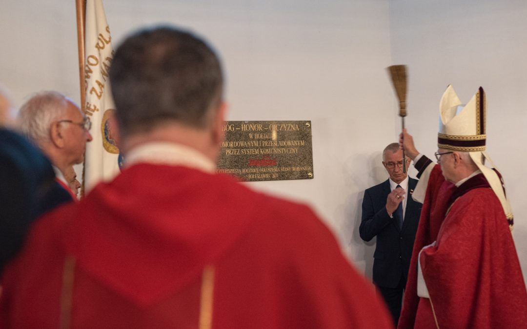 Sakrament bierzmowania z lekcją historii