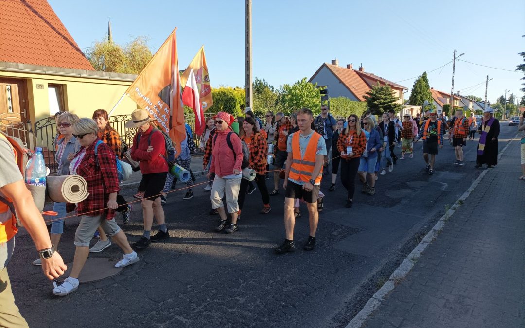 „Trójeczka” w drodze na Jasną Górę